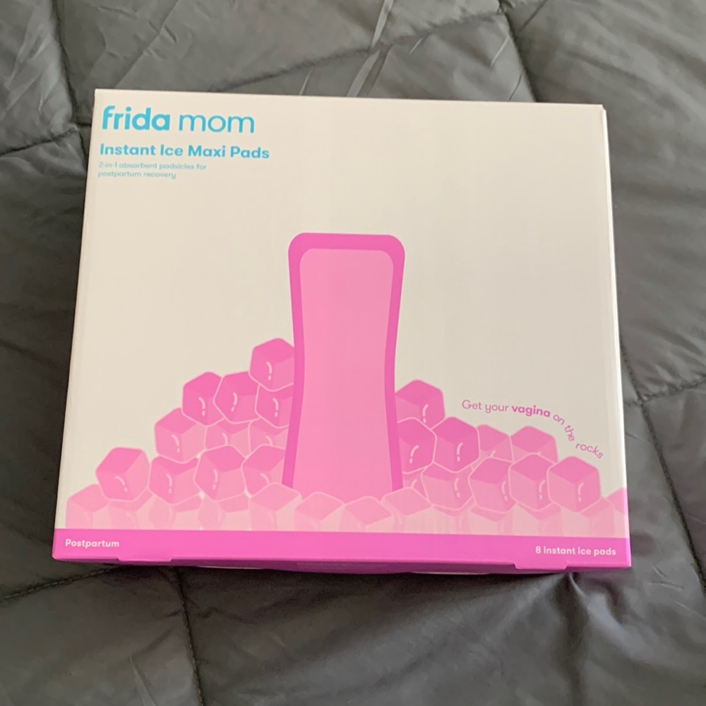 NEW - Frida Mom Instant Ice Maxi Pads - 8 ice pads!